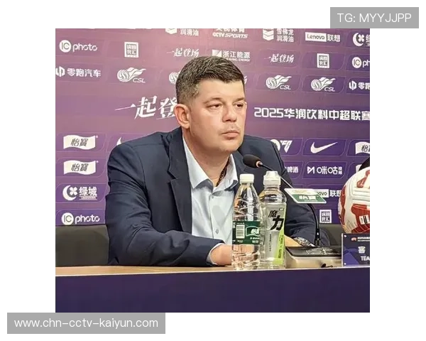 青岛海牛新帅里斯蒂奇昆明督训，阵容结构调整成保级关键